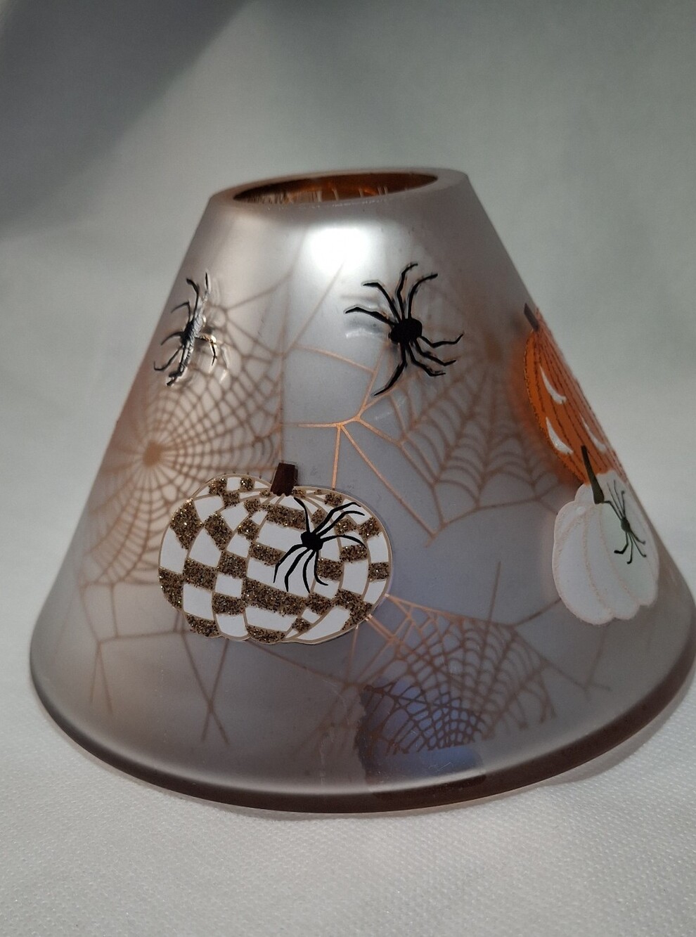 New Yankee Candle Halloween Flicker Spider Pumpkin Glass Shade